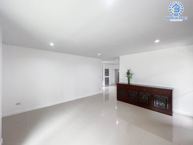 *****บ้านเดี่ยวมือสองนนทบุรี ม.มายอิสระ ราชพฤกษ์ เนื้อที่มากถึง 50 ตร.ว. ฟังก์ชัน 4 ห้องนอน 3 ห้องน้ำ 2 ที่จอดรถ แถมฟรี! 3 เครื่องปรับอากาศ 1 เครื่องทำน้ำอุ่น 1 เครื่องดูดควัน บนทำเลดี เพียง 10 นาทีถึงรถไฟฟ้าสายสีม่วง "สถานีบางพลู" จองด่วน!